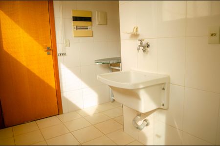Apartamento para alugar com 146m², 4 quartos e 2 vagas