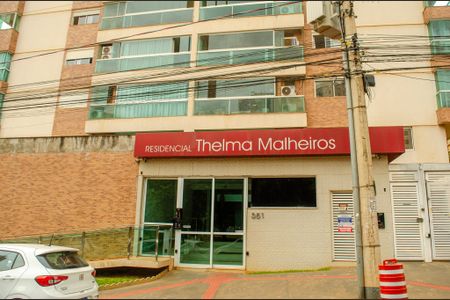 Apartamento para alugar com 146m², 4 quartos e 2 vagas