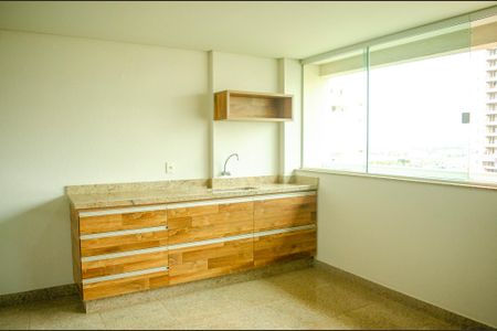 Apartamento para alugar com 4 quartos, 146m² em Jardim Goiás, Goiânia