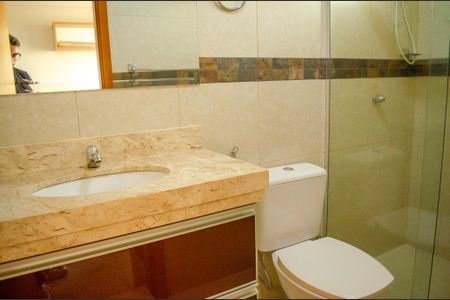 Apartamento para alugar com 146m², 4 quartos e 2 vagas