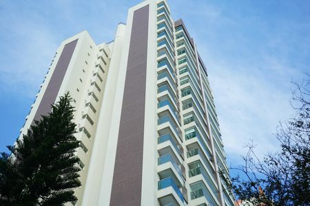 Apartamento para alugar com 95m², 3 quartos e 2 vagasFachada