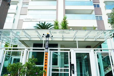 Apartamento para alugar com 95m², 3 quartos e 2 vagasFachada