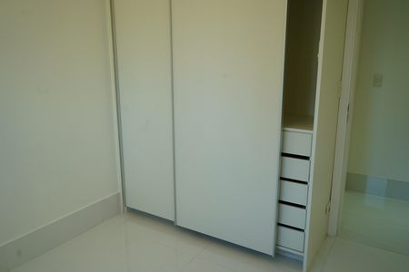 Apartamento para alugar com 95m², 3 quartos e 2 vagasQuarto 2