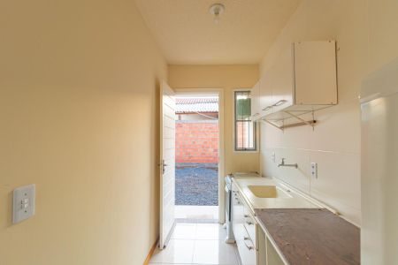 Casa para alugar com 50m², 2 quartos e 1 vaga Casa para alugar com 50m², 2 quartos e 1 vagaCozinha
