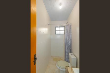 Casa para alugar com 50m², 2 quartos e 1 vaga Casa para alugar com 50m², 2 quartos e 1 vagaBanheiro