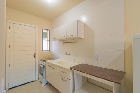 Casa para alugar com 50m², 2 quartos e 1 vaga Casa para alugar com 50m², 2 quartos e 1 vagaCozinha