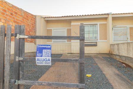 Casa para alugar com 50m², 2 quartos e 1 vaga Casa para alugar com 50m², 2 quartos e 1 vagaFachada/Placa
