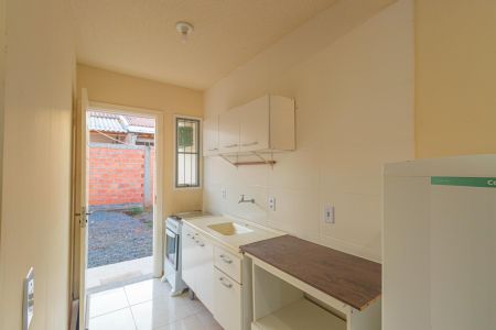 Cozinha de casa para alugar com 2 quartos, 50m² em Jardim Betânia, Cachoeirinha