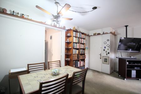 Apartamento à venda com 70m², 3 quartos e 1 vagaSala