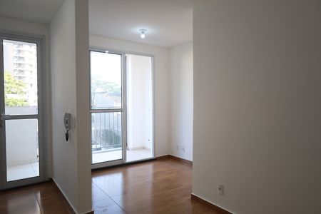 Apartamento para alugar com 3 quartos, 52m² em Socorro, São Paulo