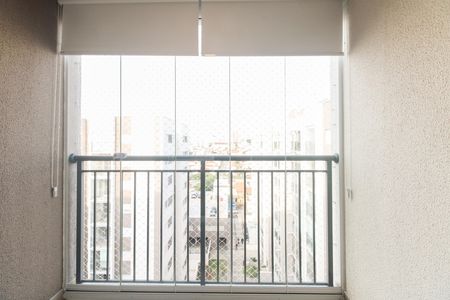 Apartamento à venda com 51m², 2 quartos e 1 vaga Apartamento à venda com 51m², 2 quartos e 1 vagaVaranda