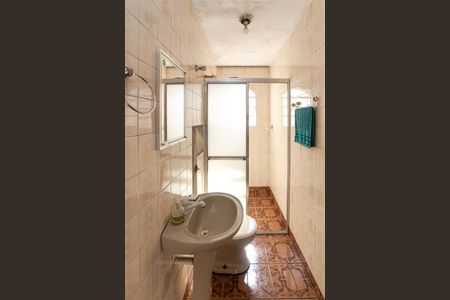 Casa à venda com 133m², 3 quartos e 2 vagasEdícula - Banheiro