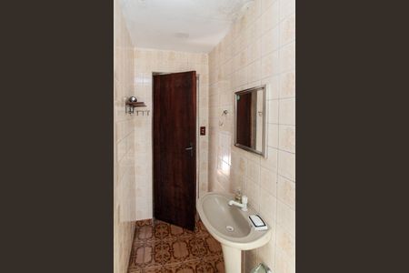 Casa à venda com 133m², 3 quartos e 2 vagasEdícula - Banheiro