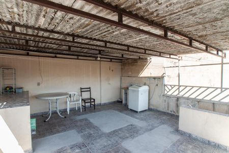 Casa à venda com 133m², 3 quartos e 2 vagasÁrea de Serviço