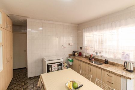 Casa à venda com 133m², 3 quartos e 2 vagasCozinha
