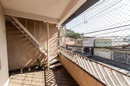 Casa à venda com 133m², 3 quartos e 2 vagasVaranda