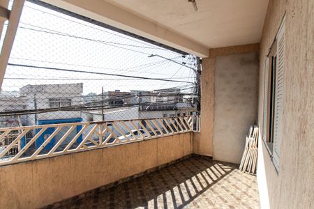 Casa à venda com 133m², 3 quartos e 2 vagasVaranda