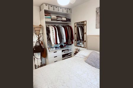 Quarto de apartamento à venda com 2 quartos, 51m² em Estância Velha, Canoas