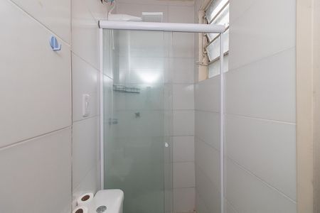Banheiro de apartamento para alugar com 1 quarto, 40m² em Centro Histórico, Porto Alegre