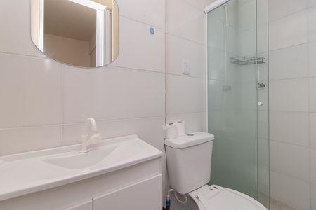 Banheiro de apartamento para alugar com 1 quarto, 40m² em Centro Histórico, Porto Alegre