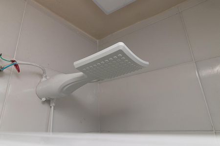 Banheiro de apartamento para alugar com 1 quarto, 40m² em Centro Histórico, Porto Alegre