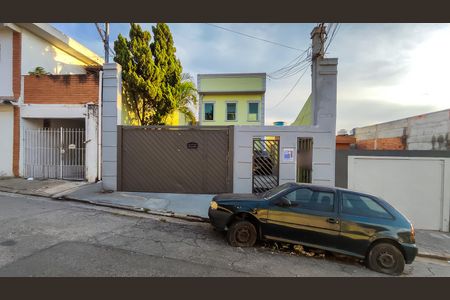 Casa para alugar com 50m², 1 quarto e sem vaga Casa para alugar com 50m², 1 quarto e sem vagaFachada