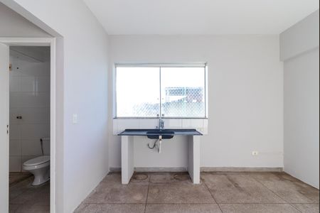 Casa para alugar com 50m², 1 quarto e sem vaga Casa para alugar com 50m², 1 quarto e sem vagaCozinha