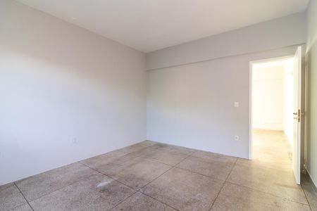 Quarto de casa para alugar com 1 quarto, 50m² em Parque Peruche, São Paulo