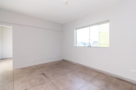Sala de casa para alugar com 1 quarto, 50m² em Parque Peruche, São Paulo