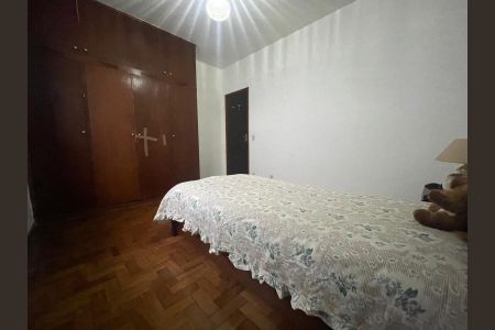 Casa à venda com 133m², 3 quartos e 2 vagas Casa à venda com 133m², 3 quartos e 2 vagasQuarto