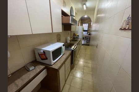Casa à venda com 133m², 3 quartos e 2 vagas Casa à venda com 133m², 3 quartos e 2 vagasCozinha