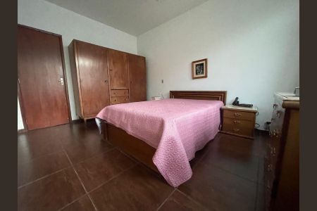Casa à venda com 133m², 3 quartos e 2 vagas Casa à venda com 133m², 3 quartos e 2 vagasQuarto