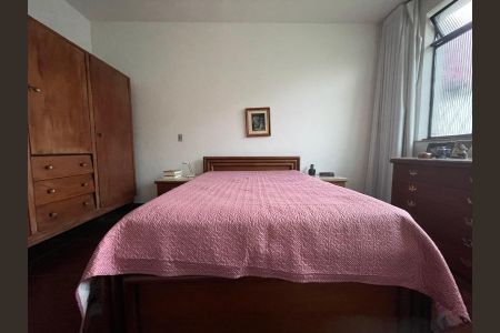 Casa à venda com 133m², 3 quartos e 2 vagas Casa à venda com 133m², 3 quartos e 2 vagasQuarto