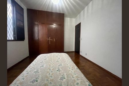 Casa à venda com 133m², 3 quartos e 2 vagas Casa à venda com 133m², 3 quartos e 2 vagasQuarto