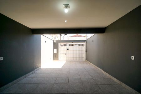 Vista da sala de casa à venda com 3 quartos, 139m² em Vila Carrão, São Paulo