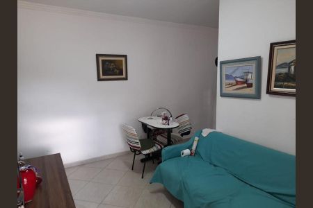 Casa para alugar com 680m², 5 quartos e 8 vagas Casa para alugar com 680m², 5 quartos e 8 vagasQuarto