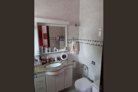 Casa para alugar com 680m², 5 quartos e 8 vagas Casa para alugar com 680m², 5 quartos e 8 vagasBanheiro