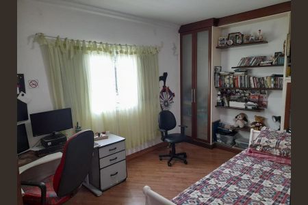 Casa para alugar com 680m², 5 quartos e 8 vagas Casa para alugar com 680m², 5 quartos e 8 vagasQuarto