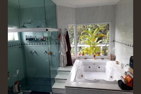 Casa para alugar com 680m², 5 quartos e 8 vagas Casa para alugar com 680m², 5 quartos e 8 vagasBanheiro