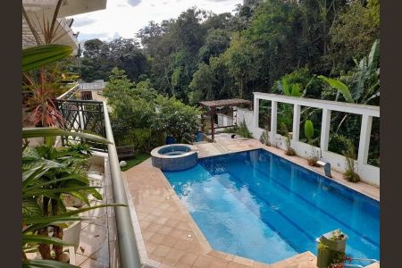 Casa para alugar com 680m², 5 quartos e 8 vagas Casa para alugar com 680m², 5 quartos e 8 vagasPiscina