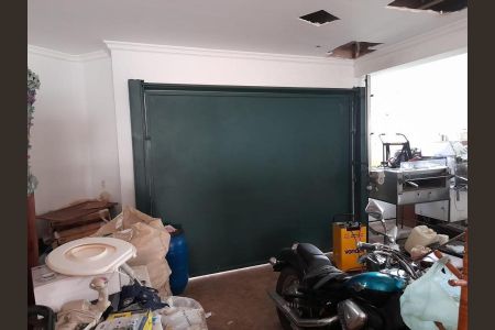 Casa para alugar com 680m², 5 quartos e 8 vagas Casa para alugar com 680m², 5 quartos e 8 vagasGaragem
