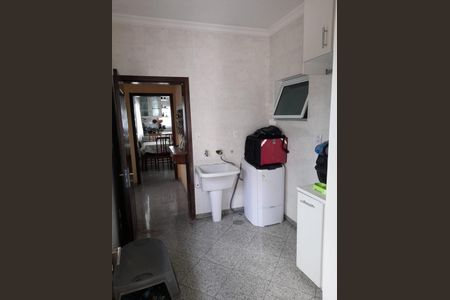 Casa para alugar com 680m², 5 quartos e 8 vagas Casa para alugar com 680m², 5 quartos e 8 vagasÁrea de Serviço