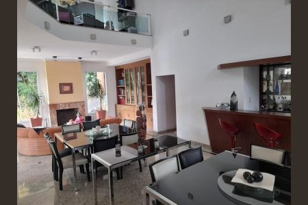 Casa para alugar com 680m², 5 quartos e 8 vagas Casa para alugar com 680m², 5 quartos e 8 vagasSala de Jantar