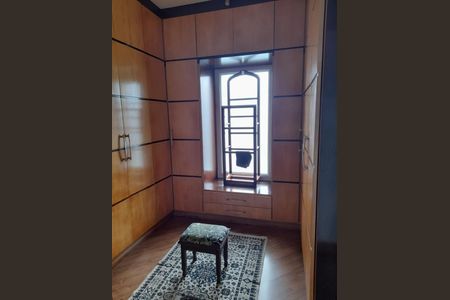 Quarto de casa para alugar com 5 quartos, 680m² em Sabaúna, Mogi das Cruzes