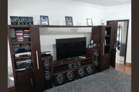 Casa para alugar com 680m², 5 quartos e 8 vagas Casa para alugar com 680m², 5 quartos e 8 vagasSala