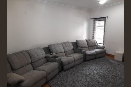 Casa para alugar com 680m², 5 quartos e 8 vagas Casa para alugar com 680m², 5 quartos e 8 vagasSala