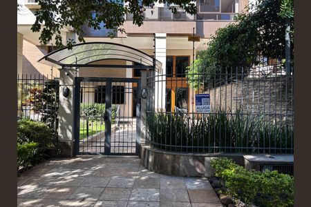 Apartamento para alugar com 72m², 2 quartos e 1 vaga Apartamento para alugar com 72m², 2 quartos e 1 vagaFachada