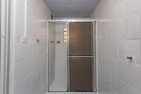 Banheiro de casa para alugar com 1 quarto, 40m² em Vila Brasilina, São Paulo