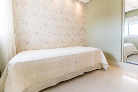 Apartamento à venda com 202m², 3 quartos e 4 vagasSuíte 2