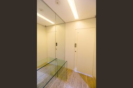Apartamento à venda com 202m², 3 quartos e 4 vagasHall de entrada